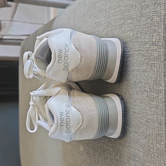 New Balance Classic 574 Size 8.5 D - Picture 4 of 6